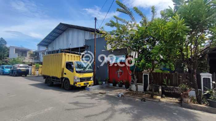Area Ramai! Gudang Dijual di Cibodas untuk Bisnis Luas Bangunan 222m2 Area Ramai! Gudang Dijual di Cibodas untuk Bisnis Luas Bangunan 222m2
