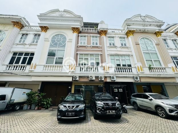 Untuk Dijual Ruko di Tebet, Jakarta Selatan Harga Penawaran Spesial Untuk Dijual Ruko di Tebet, Jakarta Selatan Harga Penawaran Spesial