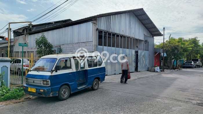 Area Ramai! Gudang Dijual di Cibodas untuk Bisnis Luas Bangunan 222m2 Area Ramai! Gudang Dijual di Cibodas untuk Bisnis Luas Bangunan 222m2