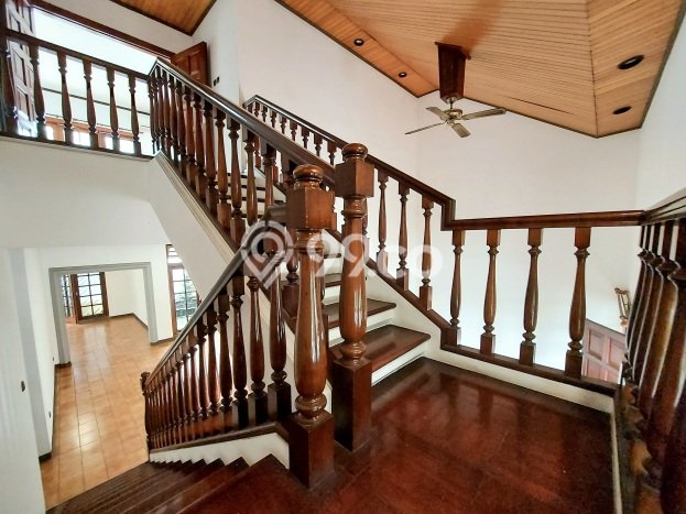 Dijual Terbatas Rumah 3 Kamar Tidur di Kawasan Perumahan Cinere, Depok Dijual Terbatas Rumah 3 Kamar Tidur di Kawasan Perumahan Cinere, Depok