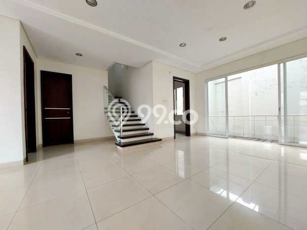HUNIAN BERKELAS! Rumah Exclusive Kebayoran Baru, Jakarta Selatan, LT 120m² LB 255m² HUNIAN BERKELAS! Rumah Exclusive Kebayoran Baru, Jakarta Selatan, LT 120m² LB 255m²