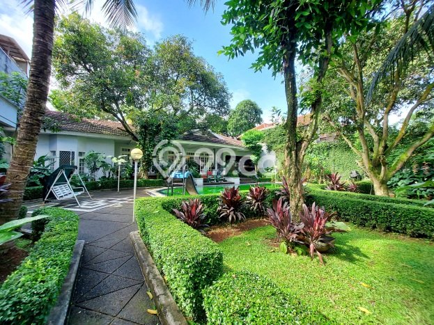 Kesempatan Langka Memiliki Rumah LT 954m² / LB 100m² di Pusat Kota Jagakarsa, Jakarta Selatan Kesempatan Langka Memiliki Rumah LT 954m² / LB 100m² di Pusat Kota Jagakarsa, Jakarta Selatan