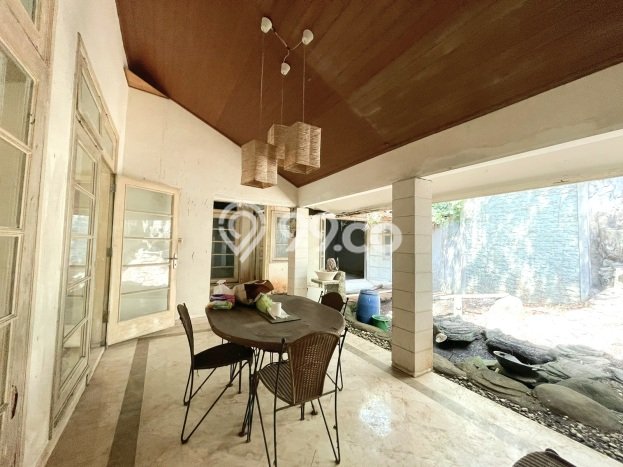 HARGA SPESIAL! Rumah Minimalis di Cinere, Depok, LT 315m² LB 218m² Bisa Nego! HARGA SPESIAL! Rumah Minimalis di Cinere, Depok, LT 315m² LB 218m² Bisa Nego!