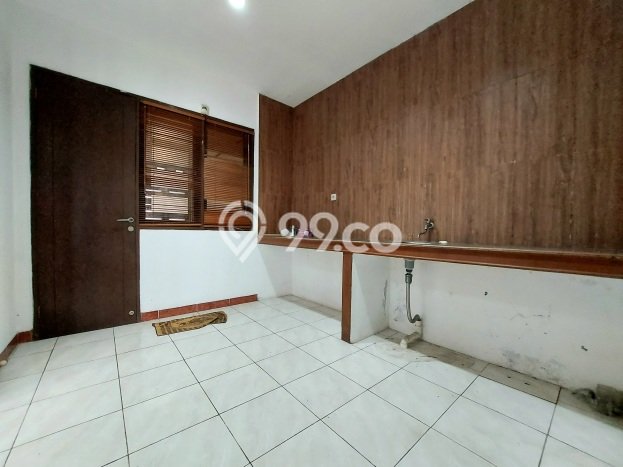 Rumah Berkualitas di Cinere, Depok, Luas 200m² Bangunan 270m² - BISA KPR! Rumah Berkualitas di Cinere, Depok, Luas 200m² Bangunan 270m² - BISA KPR!