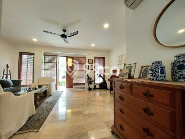 HARGA SPESIAL! Rumah area Cilandak, Jakarta Selatan, LT 225m² LB 275m² HARGA NEGO! HARGA SPESIAL! Rumah area Cilandak, Jakarta Selatan, LT 225m² LB 275m² HARGA NEGO!