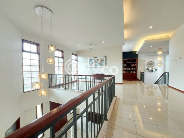 Rumah Idaman dengan 5 Kamar Tidur di Lingkungan Asri Cipete, Jakarta Selatan Rumah Idaman dengan 5 Kamar Tidur di Lingkungan Asri Cipete, Jakarta Selatan