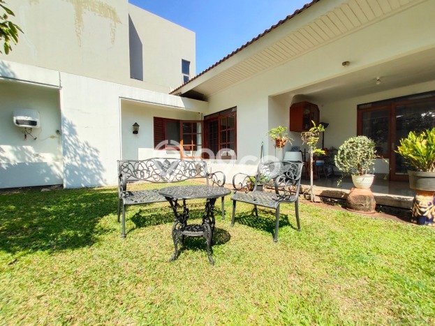 Dijual Rumah 3 KT di Cilandak, Jakarta Selatan - LT 704m² Dijual Rumah 3 KT di Cilandak, Jakarta Selatan - LT 704m²