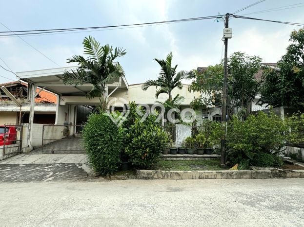Rumah LT 325m² / LB 275m² Area Premium di Cinere, Depok Rumah LT 325m² / LB 275m² Area Premium di Cinere, Depok