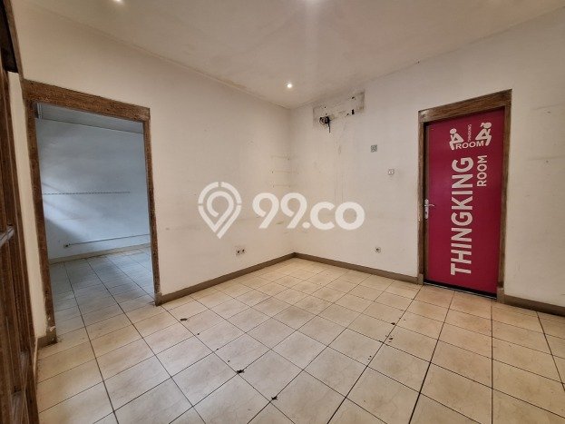 Rumah Elit Modern Tanpa Renovasi di Terogong Jakarta Selatan Rumah Elit Modern Tanpa Renovasi di Terogong Jakarta Selatan
