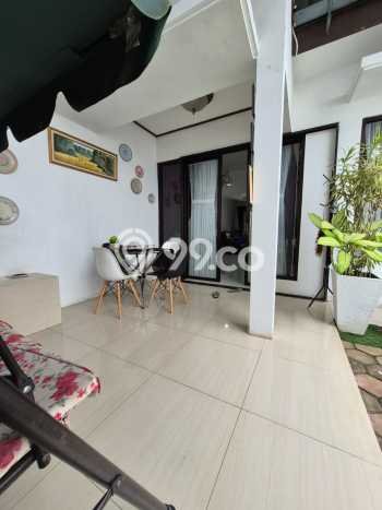 Rumah Elit LB 235m2 Siap Huni Desain Elegan di Gandul, Depok Rumah Elit LB 235m2 Siap Huni Desain Elegan di Gandul, Depok