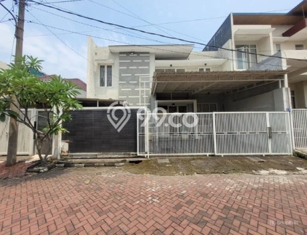 Jual Rumah Bagus Siap Huni LB 165m2 di Wonocolo, Surabaya Jual Rumah Bagus Siap Huni LB 165m2 di Wonocolo, Surabaya