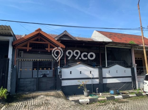 Rumah Strategis Modern Lb 120m2 di Gedangan, Sidoarjo Rumah Strategis Modern Lb 120m2 di Gedangan, Sidoarjo