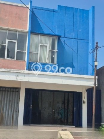 Ruko Dijual Lokasi Emas di Taman Luas 93m2 Ruko Dijual Lokasi Emas di Taman Luas 93m2