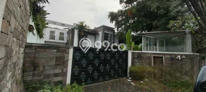 Dijual Rumah Luas Elegan Dengan View Eksklusif di Mampang, Jakarta Selatan Dijual Rumah Luas Elegan Dengan View Eksklusif di Mampang, Jakarta Selatan