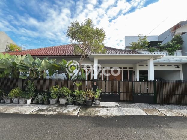 Hunian Elit LB 280m2 Siap Pakai Desain Elegan di Rawamangun, Jakarta Timur Hunian Elit LB 280m2 Siap Pakai Desain Elegan di Rawamangun, Jakarta Timur