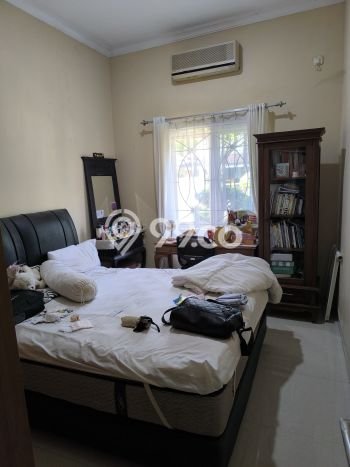 Rumah Elit LB 150m2 Siap Huni Desain Elegan di Kemang Pratama, Bekasi Rumah Elit LB 150m2 Siap Huni Desain Elegan di Kemang Pratama, Bekasi