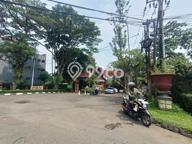 Dijual Hunian Rumah Terawat 4 KT di Ciwaruga, Bandung Dijual Hunian Rumah Terawat 4 KT di Ciwaruga, Bandung