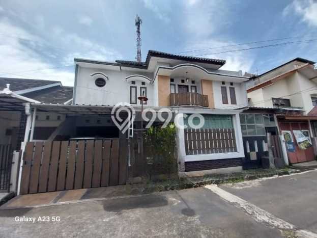 Rumah Strategis Modern Lb 250m2 di Kiaracondong, Bandung Rumah Strategis Modern Lb 250m2 di Kiaracondong, Bandung