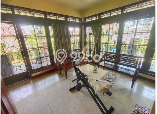 Sewa Rumah Harga Terjangkau di Geger Kalong Bandung dengan 6 Kamar Tidur Sewa Rumah Harga Terjangkau di Geger Kalong Bandung dengan 6 Kamar Tidur