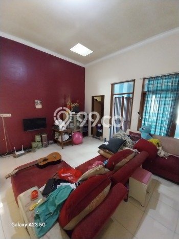 Rumah Strategis Modern Lb 250m2 di Kiaracondong, Bandung Rumah Strategis Modern Lb 250m2 di Kiaracondong, Bandung
