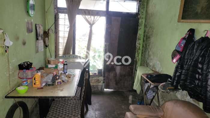 Rumah Luas Asri 3 KT Siap Pakai di Ciateul Bandung Rumah Luas Asri 3 KT Siap Pakai di Ciateul Bandung