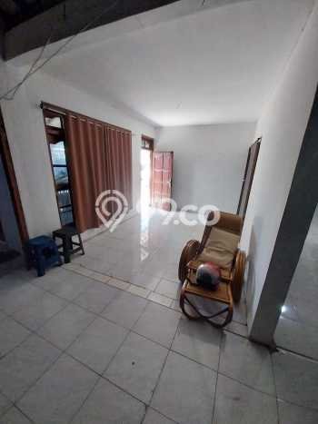 Rumah Mewah LB 400m2 Siap Huni Desain Elegan di Moch Toha, Bandung Rumah Mewah LB 400m2 Siap Huni Desain Elegan di Moch Toha, Bandung