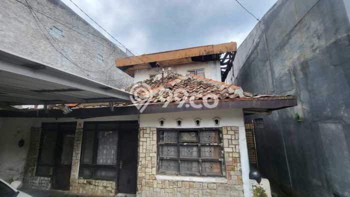 Rumah Luas Asri 3 KT Siap Pakai di Ciateul Bandung Rumah Luas Asri 3 KT Siap Pakai di Ciateul Bandung