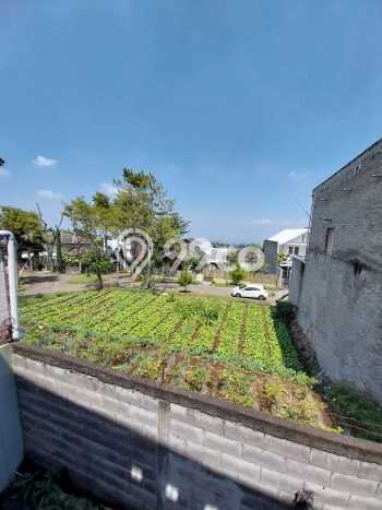 Rumah Modern 4 KT di Cihanjuang Bandung Unfurnished Rumah Modern 4 KT di Cihanjuang Bandung Unfurnished