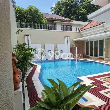 SPECIAL OFFER! Rumah area Pondok Indah, 4 KM, Lingkungan Strategis, Luas 700m² LB 541m² SPECIAL OFFER! Rumah area Pondok Indah, 4 KM, Lingkungan Strategis, Luas 700m² LB 541m²