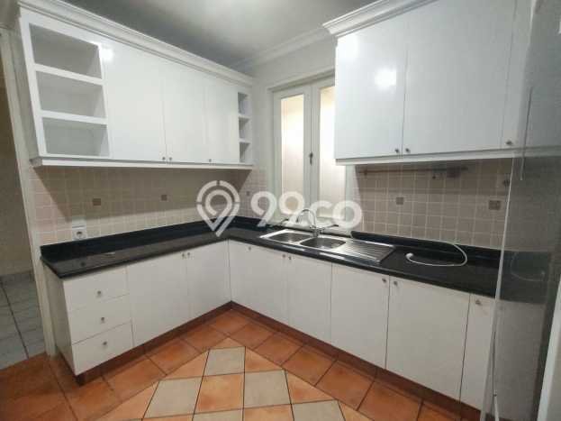 Rumah Bagus Disewakan di Pondok Indah, Jakarta Selatan LT 700m2, LB 541m2 Rumah Bagus Disewakan di Pondok Indah, Jakarta Selatan LT 700m2, LB 541m2