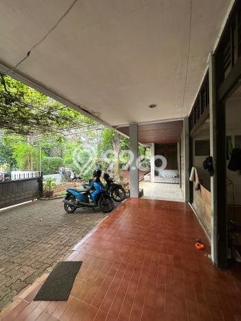 SIAP HUNI! Rumah Strategis area Kebayoran Baru, Luas 1000m2m² LB 500m2m² SIAP HUNI! Rumah Strategis area Kebayoran Baru, Luas 1000m2m² LB 500m2m²