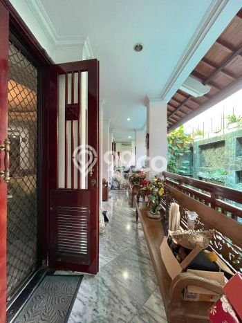 Jual Rumah Luas Megah Dengan View Eksklusif di Senopati, Jakarta Selatan Jual Rumah Luas Megah Dengan View Eksklusif di Senopati, Jakarta Selatan