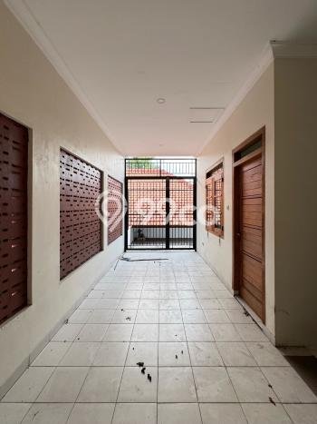 Rumah Eksklusif Dijual LT 605m2 di Kebayoran Baru, Jakarta Selatan Rumah Eksklusif Dijual LT 605m2 di Kebayoran Baru, Jakarta Selatan