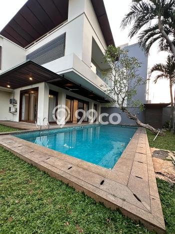 Rumah Elit Modern Tanpa Renovasi di Pondok Indah Jakarta Selatan Rumah Elit Modern Tanpa Renovasi di Pondok Indah Jakarta Selatan