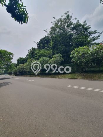 Tanah Dijual Lokasi Strategis di Jakarta Selatan dengan Luas 1785m2 Tanah Dijual Lokasi Strategis di Jakarta Selatan dengan Luas 1785m2