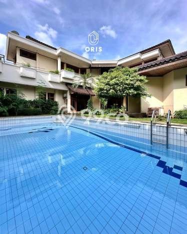 Ready to Use! Premium House LT 1251m2 Desain Modern di Patra Kuningan Ready to Use! Premium House LT 1251m2 Desain Modern di Patra Kuningan