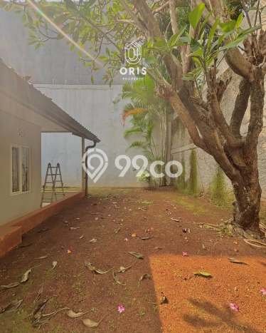 Rumah Elit Modern Tanpa Renovasi di Kemang Jakarta Selatan Rumah Elit Modern Tanpa Renovasi di Kemang Jakarta Selatan