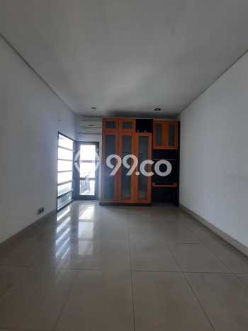 Ready to Use! Luxury House LT 350m2 Desain Elegan di Cipete Ready to Use! Luxury House LT 350m2 Desain Elegan di Cipete
