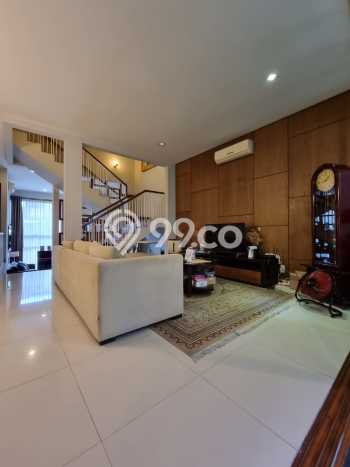 Hunian Mewah LB 300m2 Siap Huni Desain Elegan di Kemang, Jakarta Selatan Hunian Mewah LB 300m2 Siap Huni Desain Elegan di Kemang, Jakarta Selatan