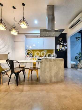 Jual Cepat Hunian Mewah Cozy di Jakarta Selatan Jual Cepat Hunian Mewah Cozy di Jakarta Selatan