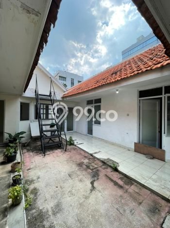 Ruko Dijual Lokasi Emas di Menteng Luas 214m2 Ruko Dijual Lokasi Emas di Menteng Luas 214m2
