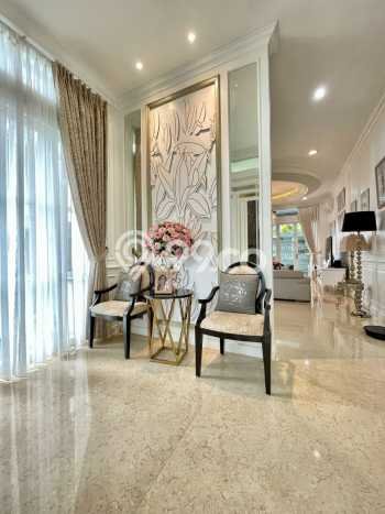 Jual Rumah Mewah Megah Dengan View Eksklusif di Kemang, Jakarta Selatan Jual Rumah Mewah Megah Dengan View Eksklusif di Kemang, Jakarta Selatan