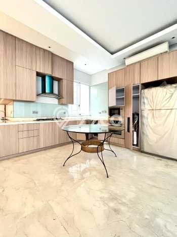 Jual Rumah Mewah Megah Dengan View Eksklusif di Patal Senayan, Jakarta Selatan Jual Rumah Mewah Megah Dengan View Eksklusif di Patal Senayan, Jakarta Selatan