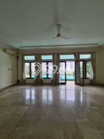 For Sale! Premium House LT 756m2 Desain Elegan di Pondok Indah For Sale! Premium House LT 756m2 Desain Elegan di Pondok Indah