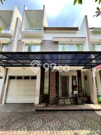 Rumah Luxury Modern Siap Huni di Patal Senayan Jakarta Selatan Rumah Luxury Modern Siap Huni di Patal Senayan Jakarta Selatan