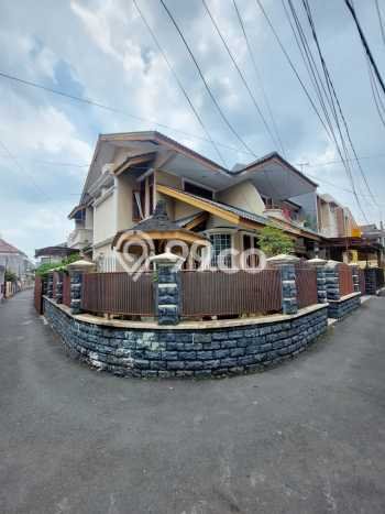 LIMITED OFFER! Rumah Berkualitas di Tebet, Luas 236m2m² LB 180m2m² LIMITED OFFER! Rumah Berkualitas di Tebet, Luas 236m2m² LB 180m2m²