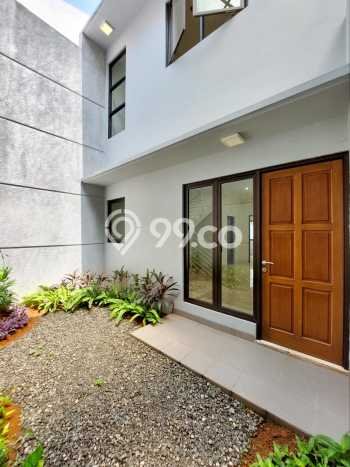 Jual Rumah Luas Megah Dengan View Cantik di Pondok Indah, Jakarta Selatan Jual Rumah Luas Megah Dengan View Cantik di Pondok Indah, Jakarta Selatan