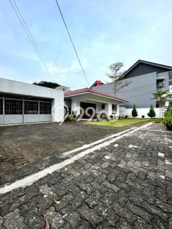 Rumah Eksklusif Siap Huni LT 704m2 di Cilandak, Jakarta Selatan Rumah Eksklusif Siap Huni LT 704m2 di Cilandak, Jakarta Selatan