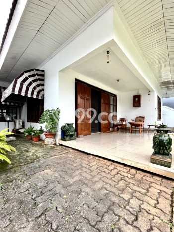 Rumah Eksklusif Siap Huni LT 704m2 di Cilandak, Jakarta Selatan Rumah Eksklusif Siap Huni LT 704m2 di Cilandak, Jakarta Selatan