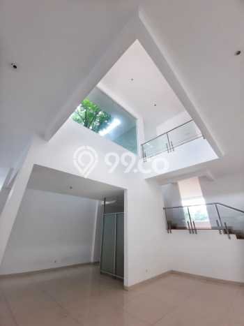 Rumah Luxury Modern Siap Huni di Cipete Jakarta Selatan Rumah Luxury Modern Siap Huni di Cipete Jakarta Selatan